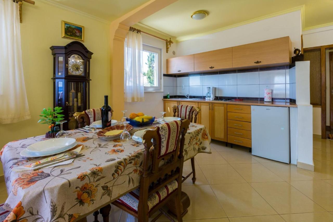 Apartamento Mali Marino Selce Exterior foto